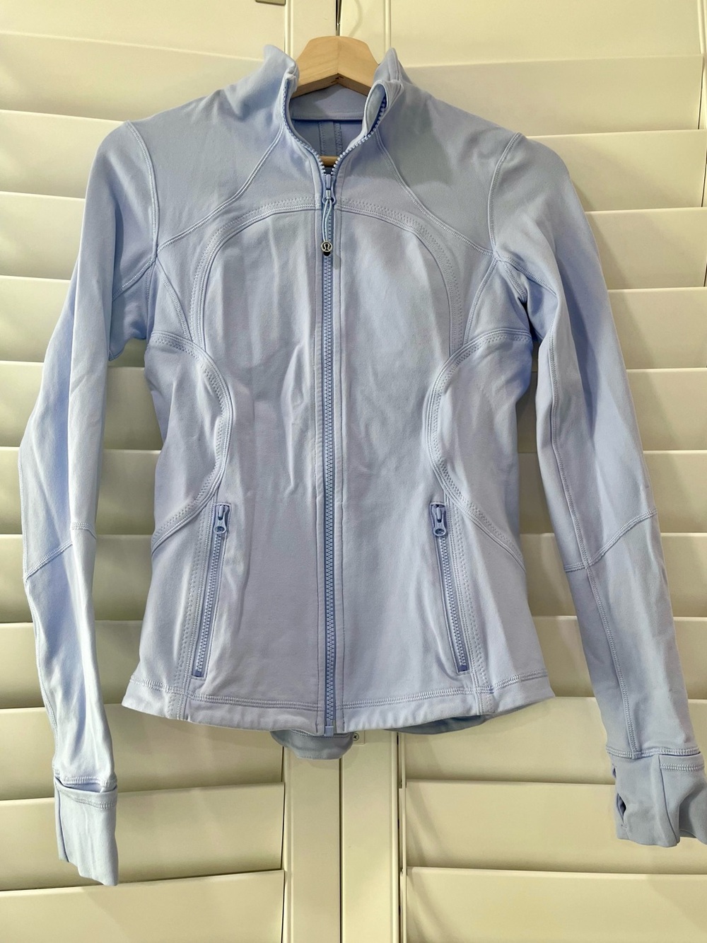 Lululemon Purple Full Zip Running Jacket Thumbholes Women’s Small